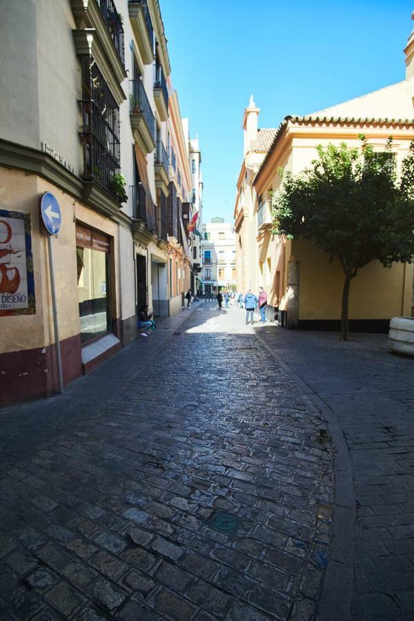 San Isidoro Cathedral Suite By Valcambre Seville Exterior photo