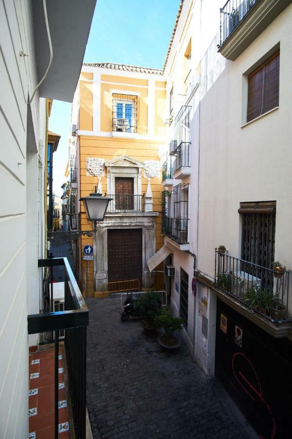 San Isidoro Cathedral Suite By Valcambre Seville Exterior photo